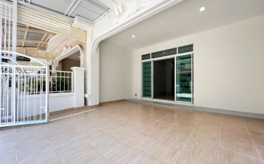 หมู่บ้าน ปริญลักษณ์ ไลท์ พระราม 5