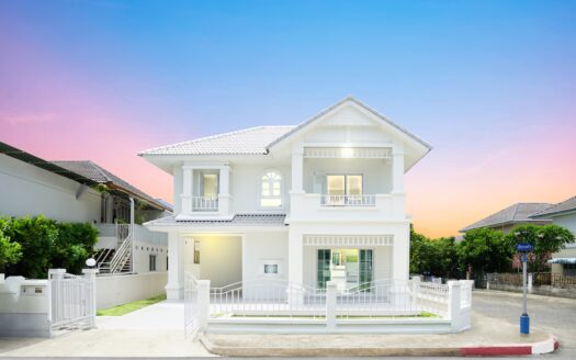หมู่บ้านจิรกานต์