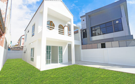 หมู่บ้านสินทวีสวนธน 2