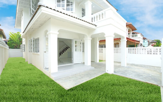 หมู่บ้านวิเศษสุขนคร แสมดำ