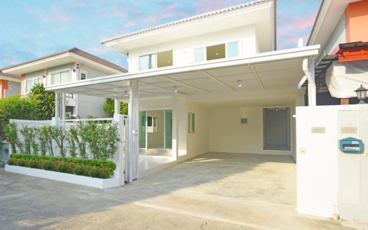 หมู่บ้านรุ่งกานต์ 7