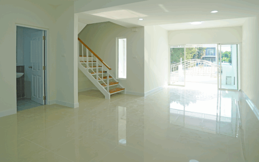 หมู่บ้านอารียา ไทรน้อย