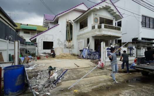 หมู่บ้านวรการ พระราม 2 ซอย 44 (กำลังรีโนเวท)